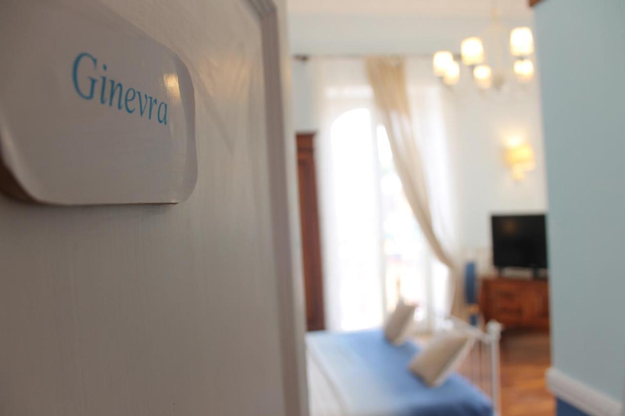 B&B Le Sorelle Napoli Dış mekan fotoğraf
